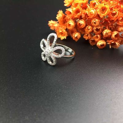 Van  & Arpels 18K White Gold Diamond Flower Ring
