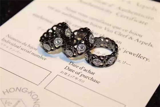 Cheap Price  Diamond Ring 18K White Gold Wedding Ring with VVS Diamonds
