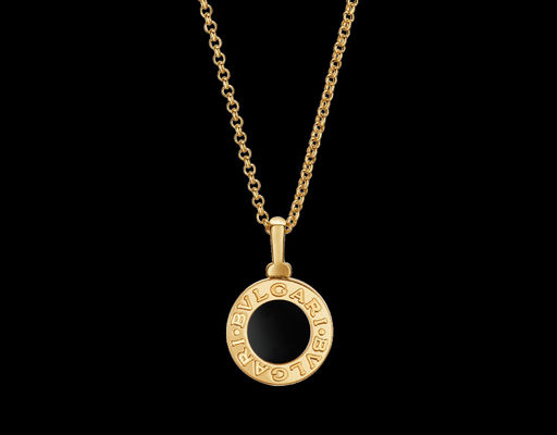 necklace with 18 kt yellow gold with onyx from  jewelry factory
