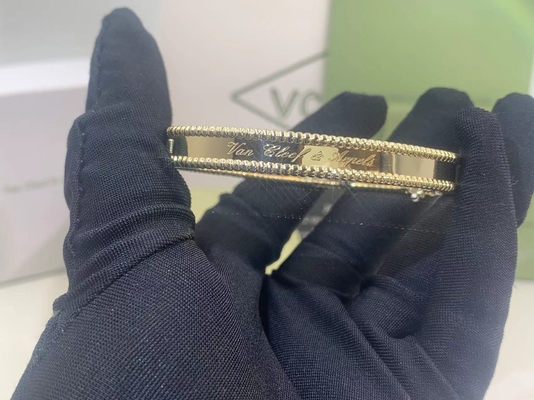Van Cleef & Arpels PerléE Signature Bracelet Medium Model 18K yellow gold