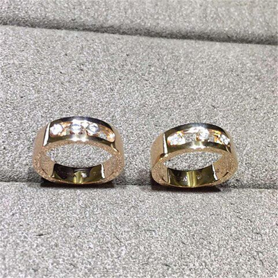  diamonds ring  18kt  gold   with yellow gold or white gold