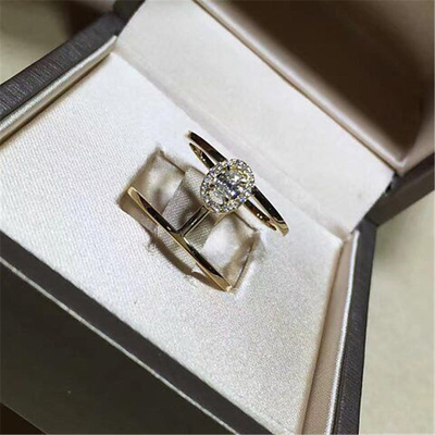  diamonds ring  18kt gold   with yellow gold or white gold