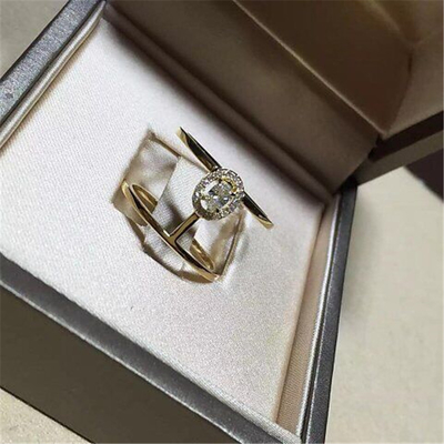  diamonds ring  18kt gold   with yellow gold or white gold