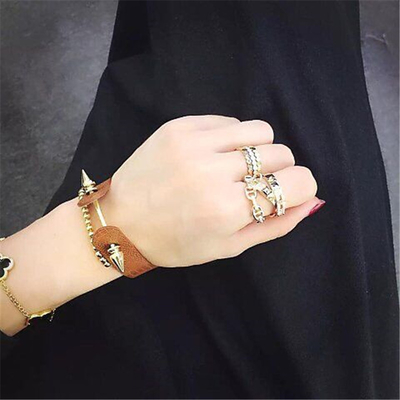   diamonds of trinity ring 18kt gold  with white gold or yellow gold