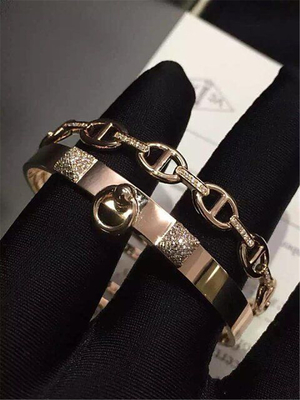   diamonds of double ring bracelet 18kt gold  with white gold or yellow gold