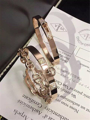   diamonds of double ring bracelet 18kt gold  with white gold or yellow gold