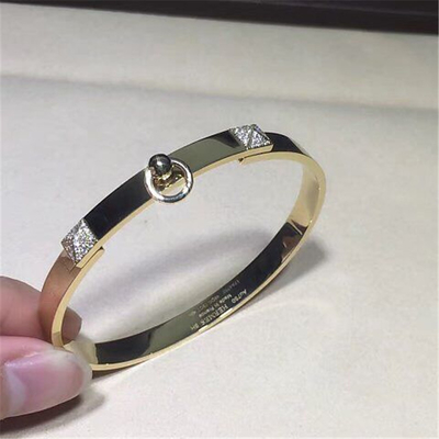  diamonds bracelet 18kt gold  with white gold or yellow gold