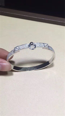  full diamonds bracelet 18kt gold  with white gold or yellow gold