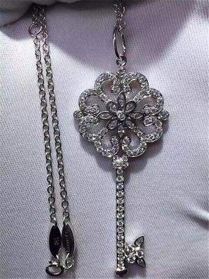 diamonds of  sakura key 18kt gold  with yellow gold or white gold or pink gold