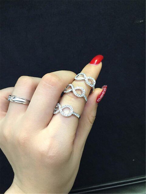   full diamonds of bowknot ring 18kt gold  with yellow gold or white gold or pink gold
