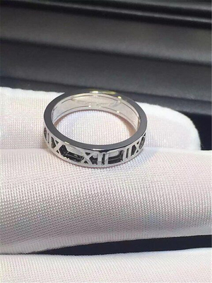   gold of Roman numeral ring 18kt gold  with yellow gold or white gold