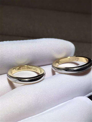   gold ring  of 18kt  gold  with yellow gold or white gold_01