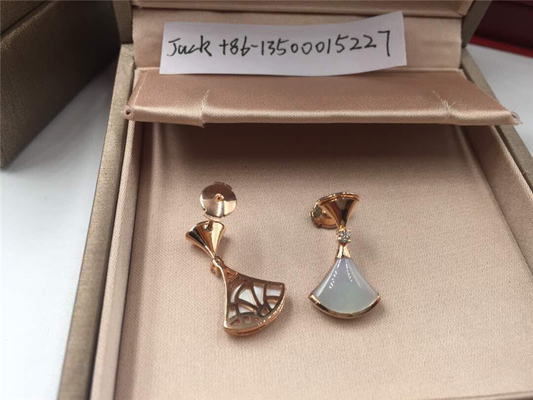  DIVAS'DREAM earrings in 18 kt white gold with mother of pearl and diamonds