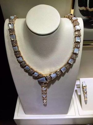    brand jewelry gold  necklace 18kt gold  with white gold or  yellow gold or  pink(rose)gold