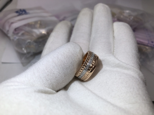 diamonds ring  18kt gold   with yellow gold or white gold