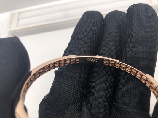 brand  jewelry  snake  bracelet in 18 kt pink gold with diamonds Also available  white and yellow gold（1）