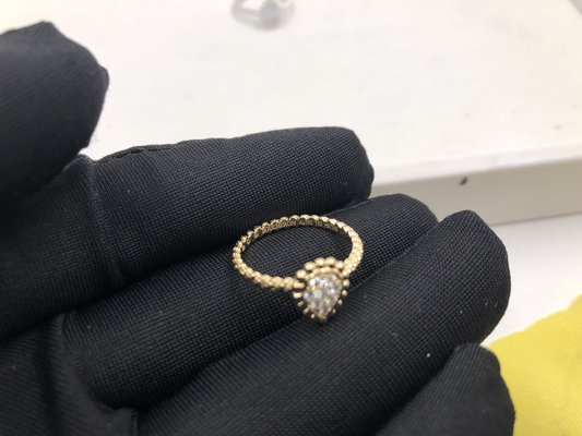 brand jewelry diamonds ring  18kt gold   with yellow gold or white gold