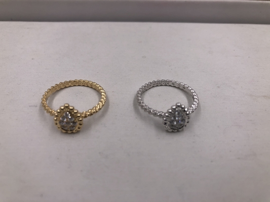 brand jewelry diamonds ring  18kt gold   with yellow gold or white gold