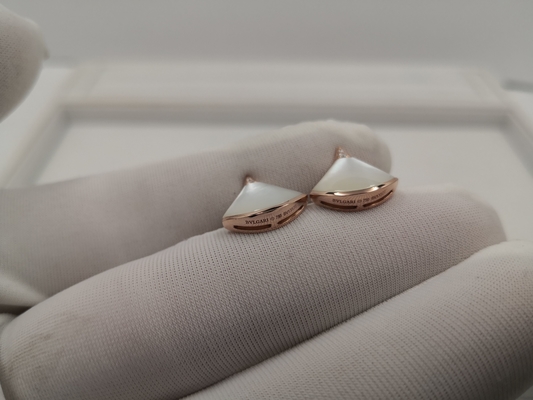  brand jewelry earring  DIVA earring in 18 kt gold white gold