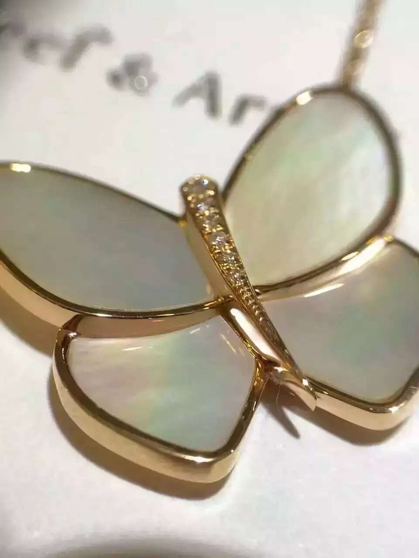 China Factory Make Van Cleef & Arpels Butterfly Necklace18K Yellow Gold Necklace VCARA63400
