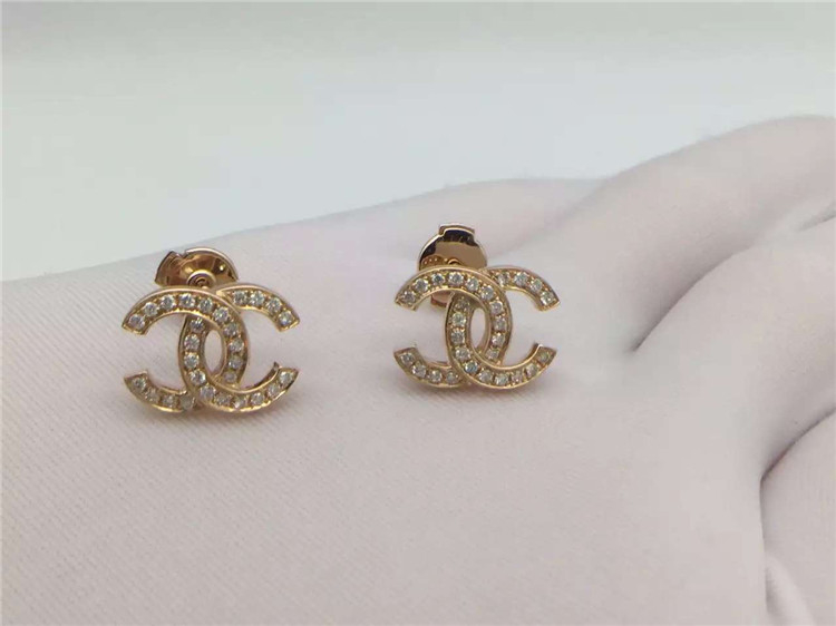  Logo Earrings in 18K White Gold Pave Diamonds Fashion Lady Jewelry Global Shipping