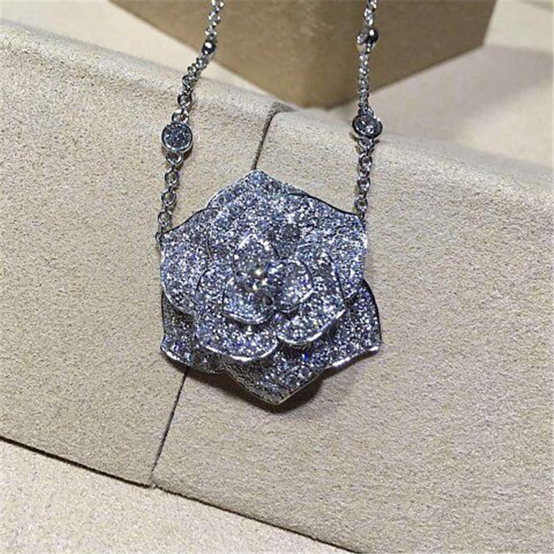 Piaget   full  diamonds of  rose necklace 18kt  gold  with white gold or yellow gold