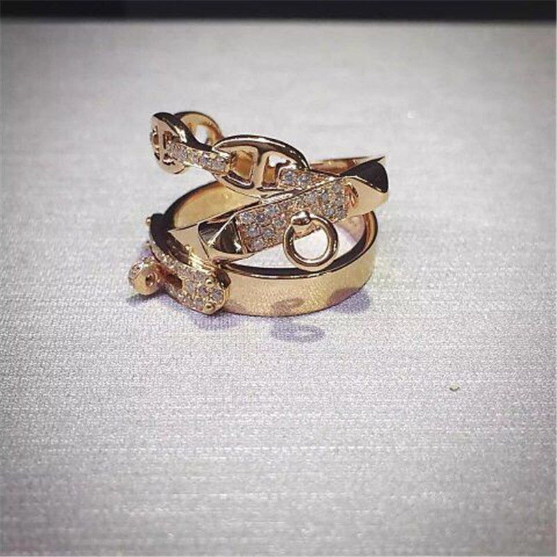   diamonds of trinity ring 18kt gold  with white gold or yellow gold