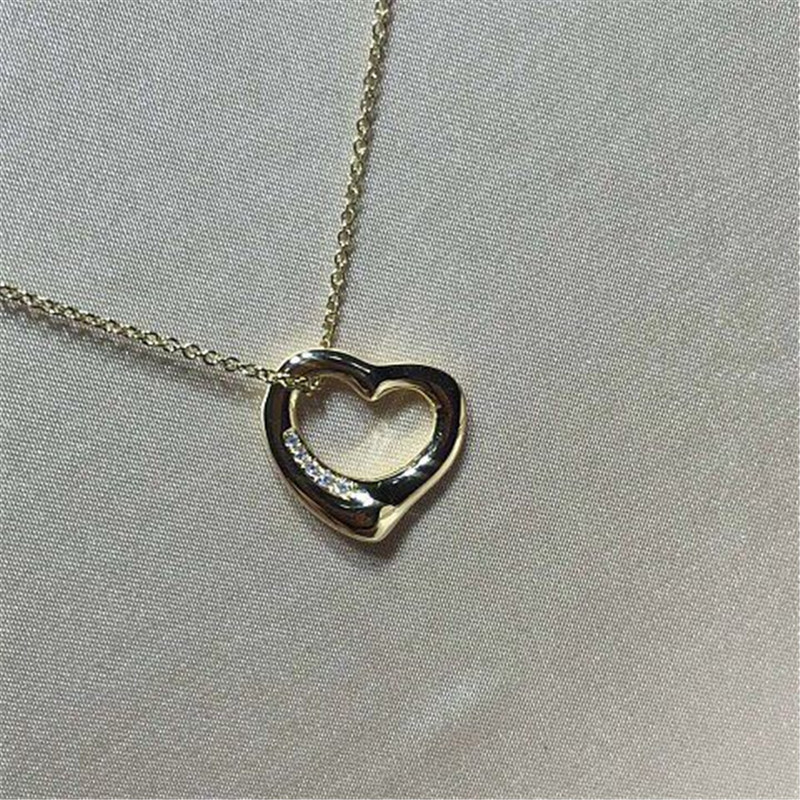   diamonds of  love  necklace 18kt gold  with yellow gold or white gold or pink gold
