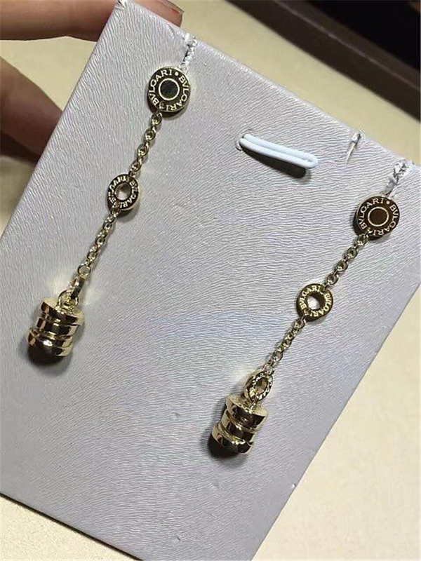   classic  spring  gold  eardrop  18kt  gold  with white gold or  yellow gold or  pink(rose)gold