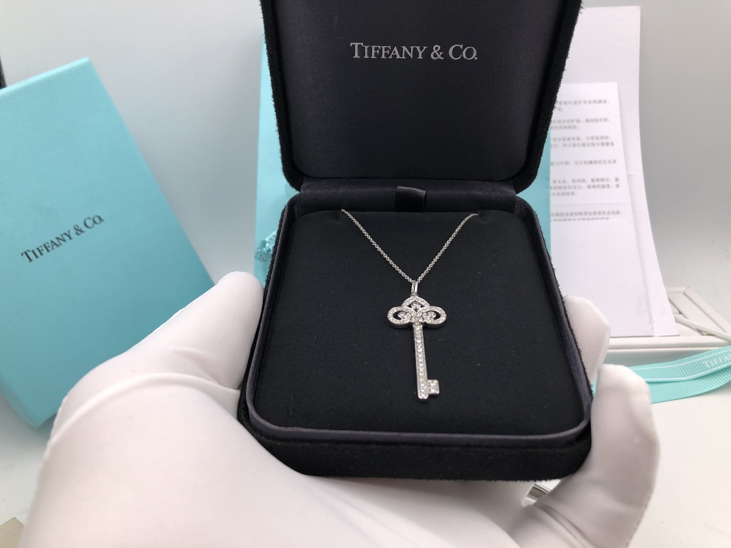  key necklace