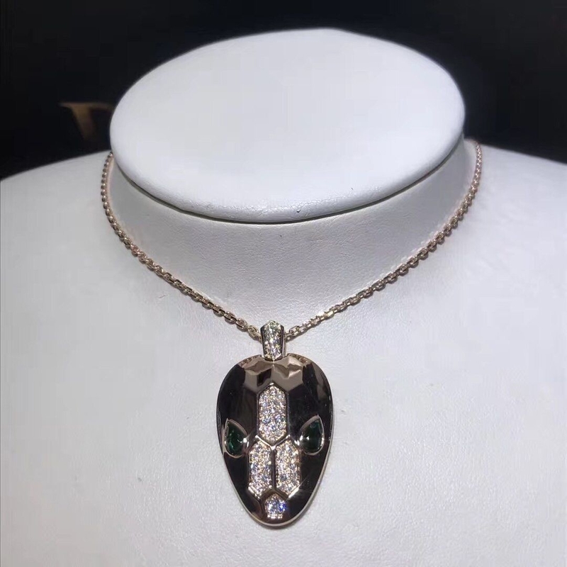  brand  serprntine diamonds necklace 18kt gold