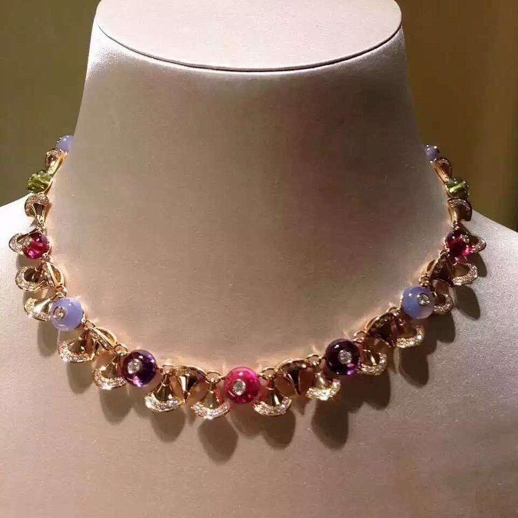 brand  jewelry diamonds necklace 18kt gold