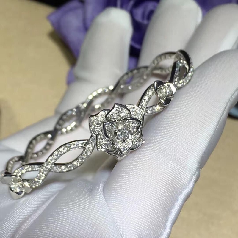 PIAGET  brand  jewelry Piaget Rose bracelet in 18K white gold set with 190 brilliant-cut diamonds (approx. 1.32 ct).