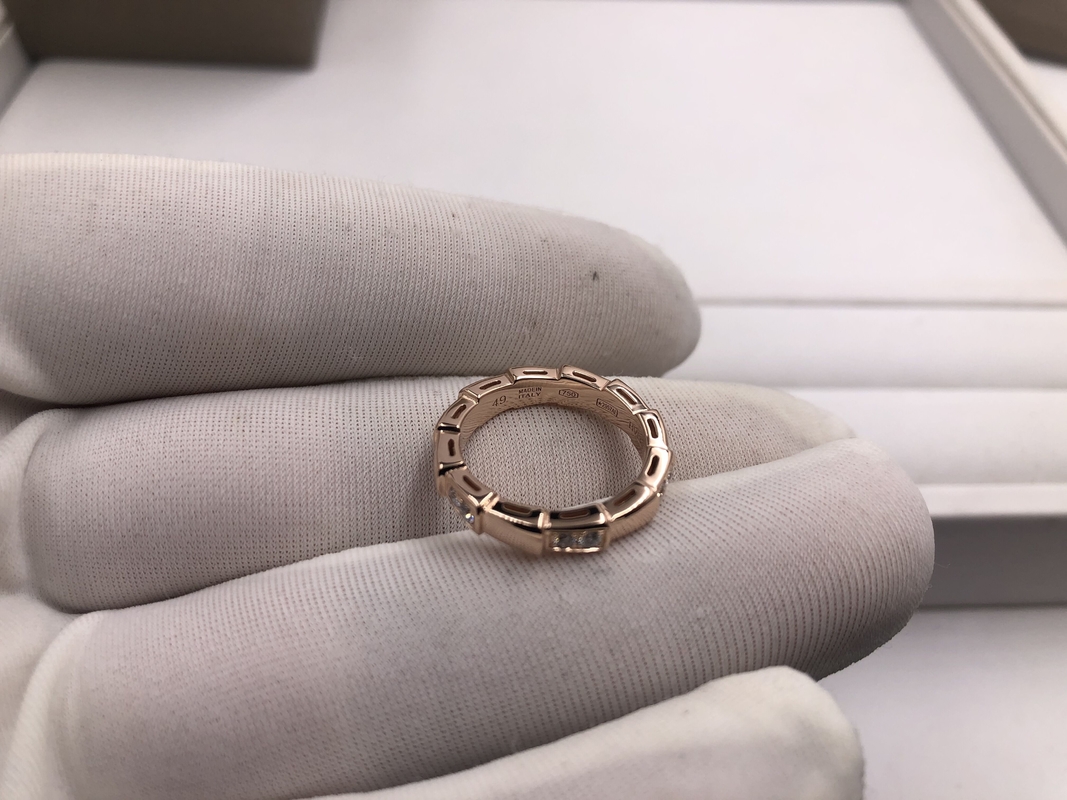  diamonds of snake ring 18kt  gold  with white gold or yellow gold